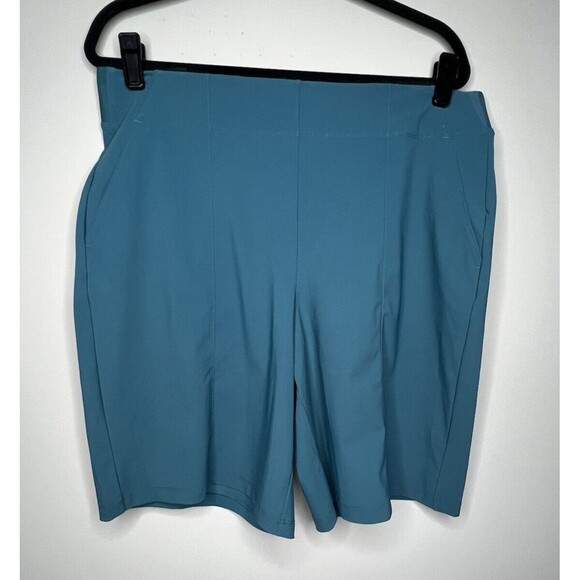 Athleta Cosmic Bermuda Shorts Women’s Size 16 Solid Blue Teal Semi Fitted